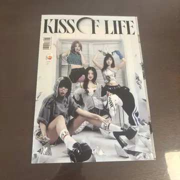 KISS OF LIFE CD 앨범