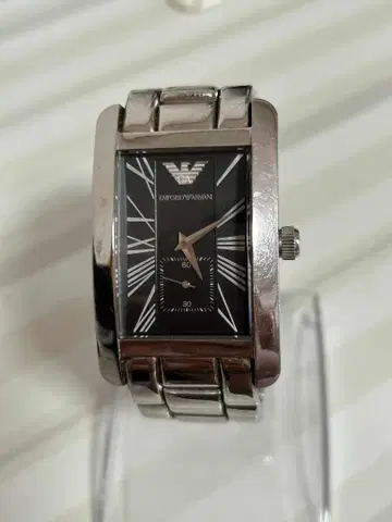 EMPORIO ARMANI 엠포리오 아르마니 AR-0157 여성용 작동