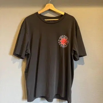 RED HOT CHILI PEPPERS 티셔츠 L