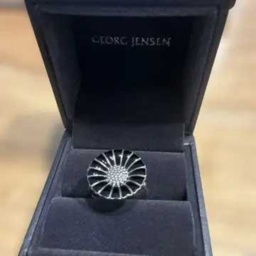 GEORG JENSEN 플라워 모티브 반지