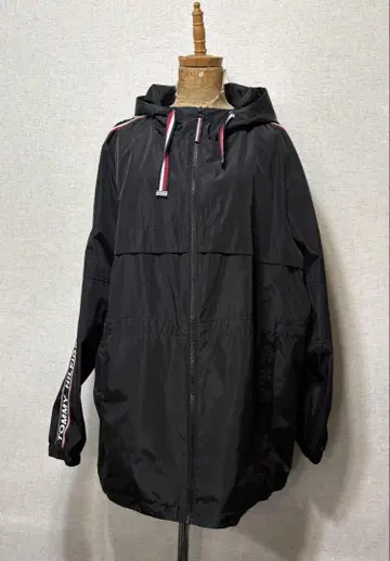 TOMMY HILFIGER 점퍼 L 새상품급