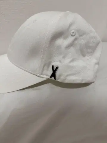 VARZAR 화이트 야구 모자 X 로고