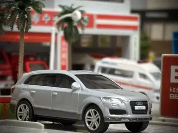 1/64 AUDI Q7 딜러 특주 풀백카