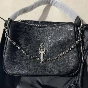 chrome 블랙 가죽 숄더백