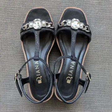 DIANA 비쥬 장식 플립플랍 블랙 22.5cm