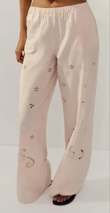 zara 자수 팬츠 M 자라