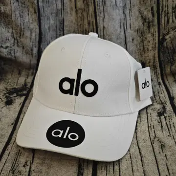ALO Yoga 야구 모자