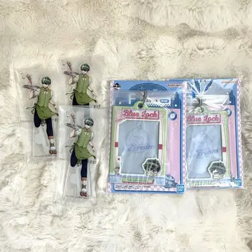 제일복권 블루 록 day off 이사기 요이치 아크릴 스탠드 패스 케이스