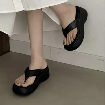 통굽 샌들