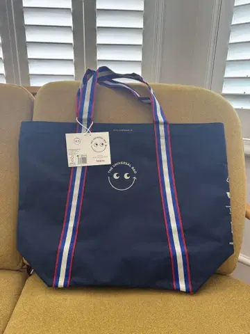 ANYA HINDMARCH UNIVERSAL BAG 영국 테스코