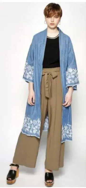 택 포함 새상품 moussy 마우지 데님 자수 가디건 롱 코트