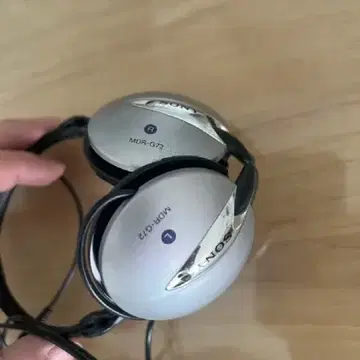 소니 sony mdr g72 모델 구해요!! 릴리슈슈 | 브랜드 중고거래 플랫폼