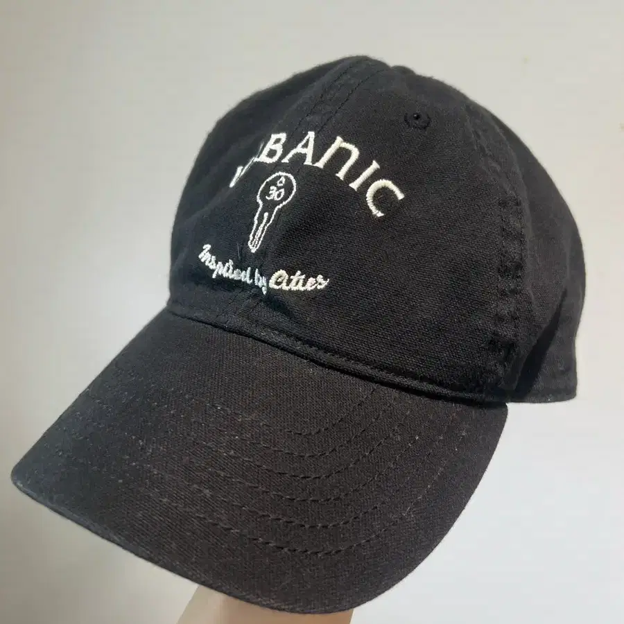 Urbanic 30☆Lettering Ball Cap Urbanic30 Hat Ball Cap Black on Bunjang Global Site.