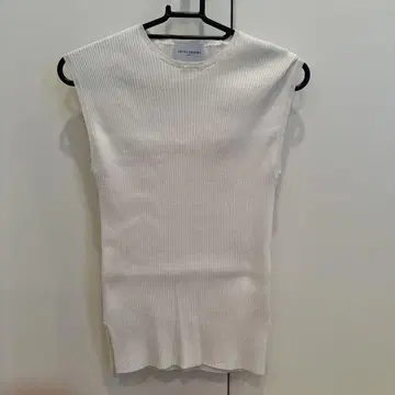 UNITED ARROWS 슬리브리스