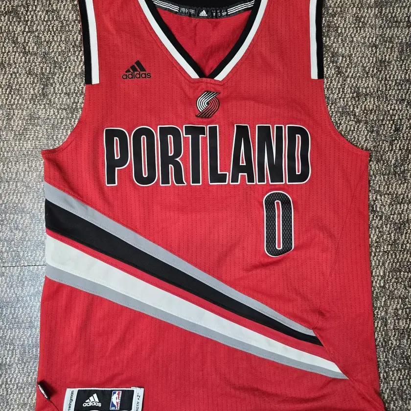 Nba Swingman Adidas Jersey Damian Lillard Portland Home Jersey S
