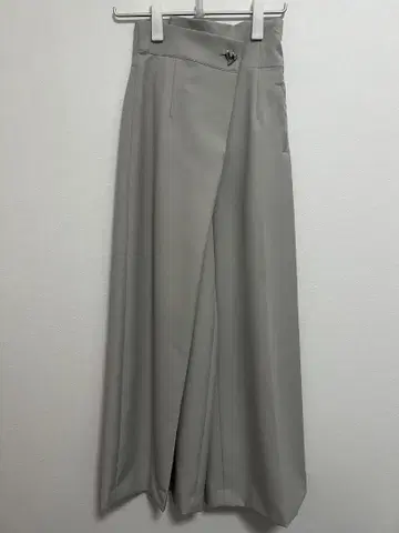 UNITED TOKYO HAKAMA 턱 와이드 팬츠
