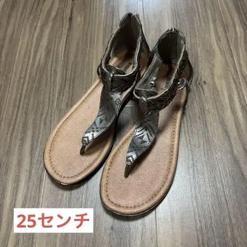 MINNETONKA 비즈 장식 컴포트 샌들