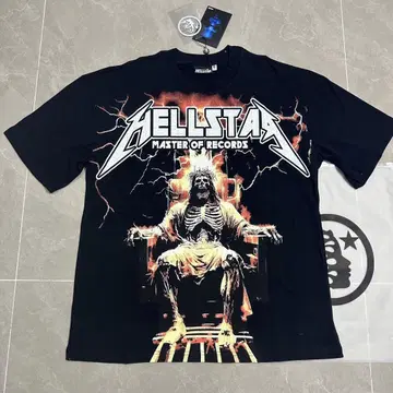 HELLSTAR 그래픽 티셔츠