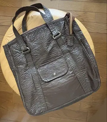레트로 빈티지 비닐 가죽 브라운 토트백 외부 포켓 부착