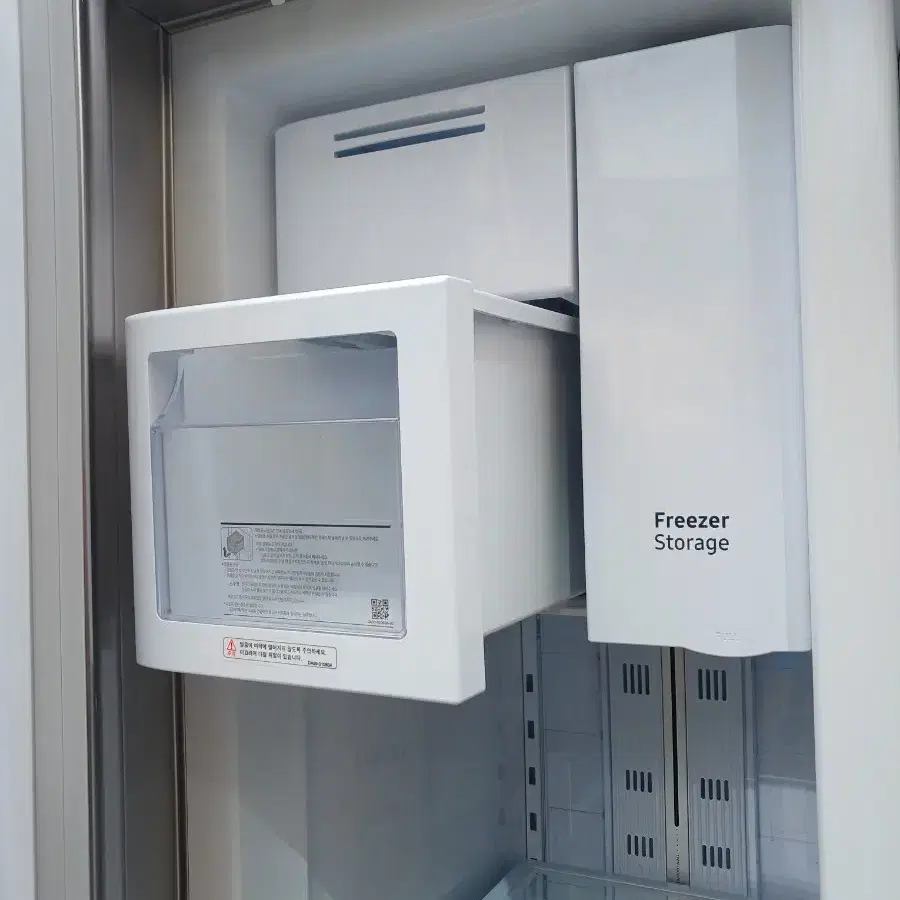 삼성 빌트인 냉장고 672 리터 20 년식