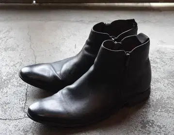 CLARKS 사이드 지퍼 부츠