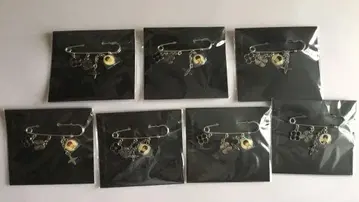 BTS THE WINGS TOUR BROOCH 7 세트
