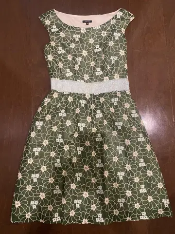 TOCCA 원피스 그린 사이즈 2 꽃 자수 MARY