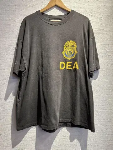 DEA 로고 블랙 티셔츠 오버사이즈