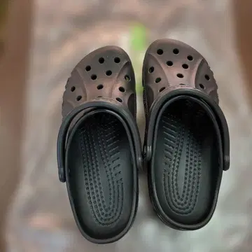 새상품, 미사용, 배송비 포함 crocs baya black 25cm