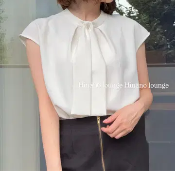 Natural Beauty Basic 드레이프감 블라우스