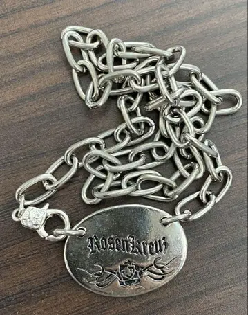 Rosenkreuz 목걸이
