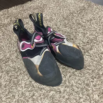 La Sportiva 클라이밍 신발 38.5