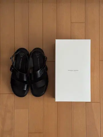 BEAUTIFUL SHOES / 샌들