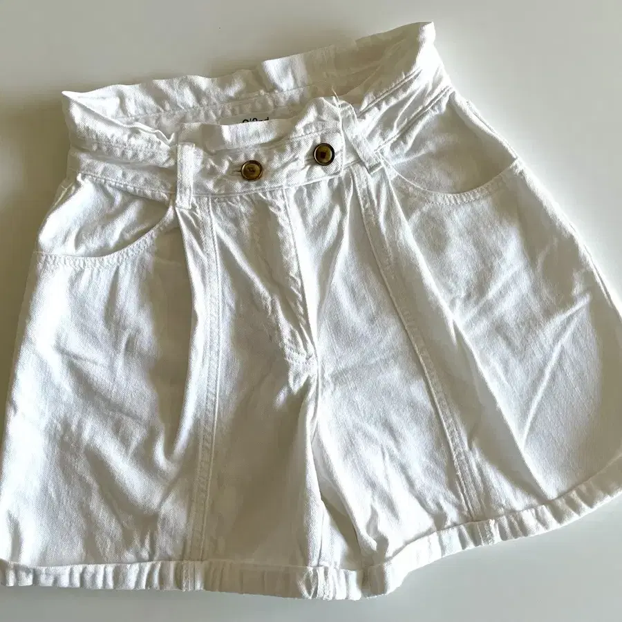 パンツ bonnae Graphic shorts (Ivory) bonnae Graphic shorts (Ivory)