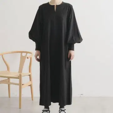 새상품 manana suerte 자수 원피스 블랙
