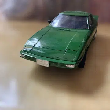 프라모델 1/24 자동차 완성품 마쓰다 사반나 RX7