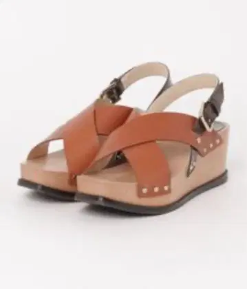 Jimmy Choo 브라운 가죽 크로스 스트랩 샌들 24cm