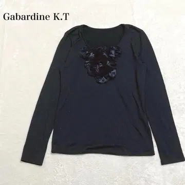 개버딘 K.T 긴팔 티셔츠 입체 꽃 모티브 장식 얇은 소재 심플 화려함