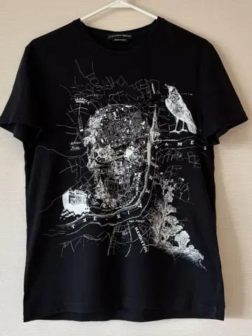 ALEXANDER MCQUEEN 블랙 티셔츠
