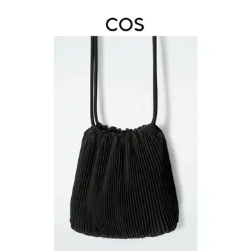 COS 크로스바디백 SCALLOP CROSSBODY 새상품