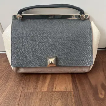 새상품급 FURLA 훌라 코르티나 플랩 2WAY 숄더백
