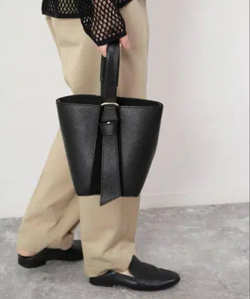 AULENTTI 파우치 버킷 핸드백
