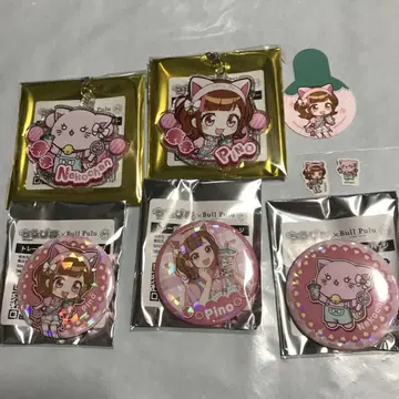 치로피노 부루부루 콜라보 피노 세트 아크릴 키링 캔뱃지 씰