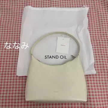 STAND OIL 아이보리 숄더백