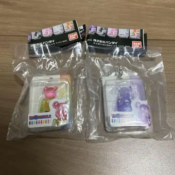 베어브릭 가챠가챠 2종 세트