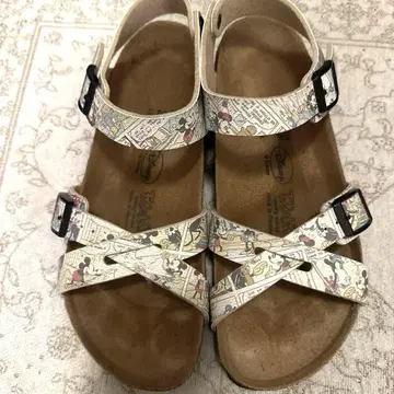 버켄스탁 미키 패턴 샌들 240mm