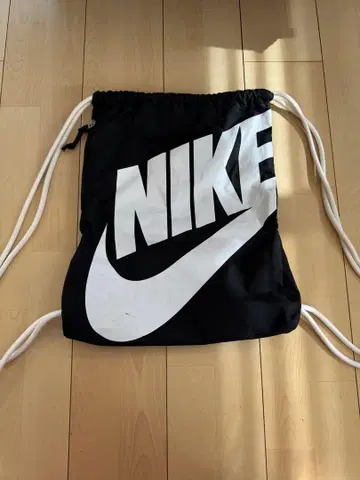 Nike 냅색 블랙 로고