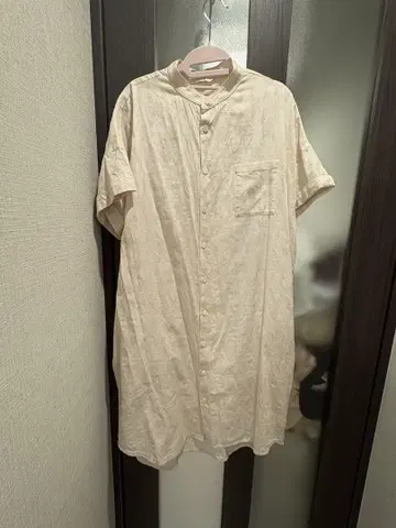 데데지지 베이지 반팔 원피스