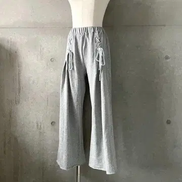 택 포함 새상품 레이스업 턱 맨투맨 와이드 팬츠 그레이 S~M