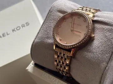 MICHAEL KORS 로즈 골드 시계